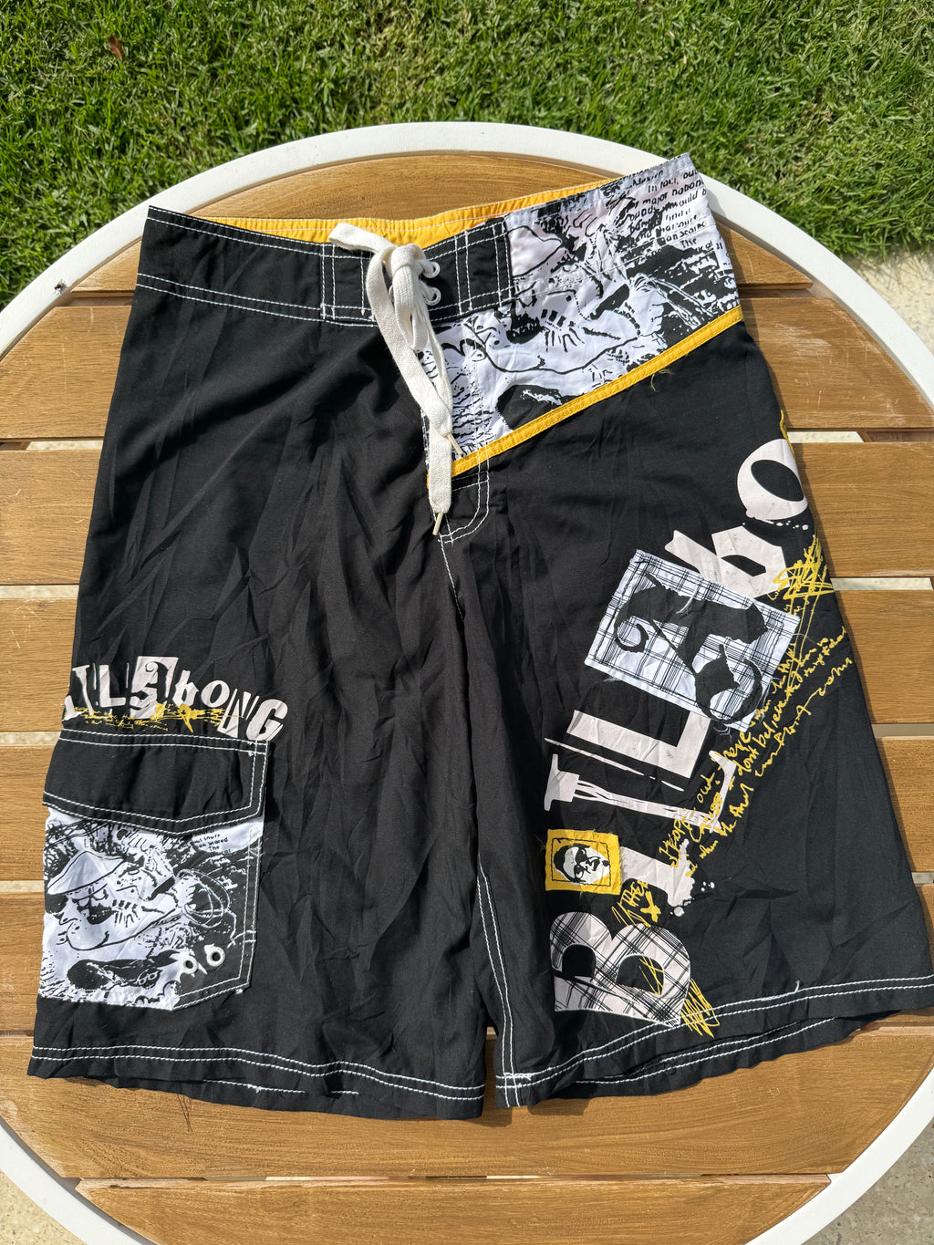 Vintage Billabong SpellOut - 30