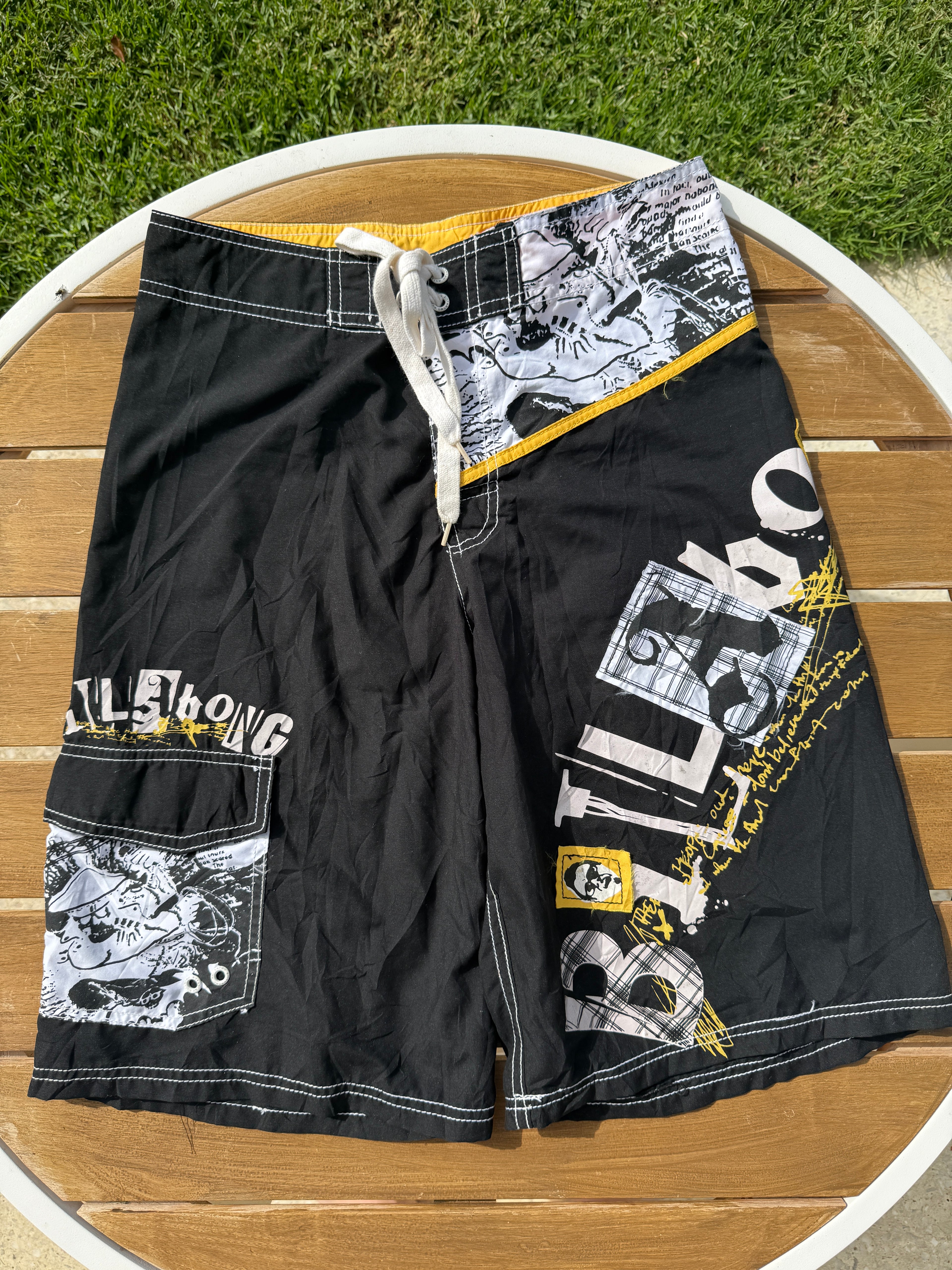 Vintage Billabong SpellOut - 30