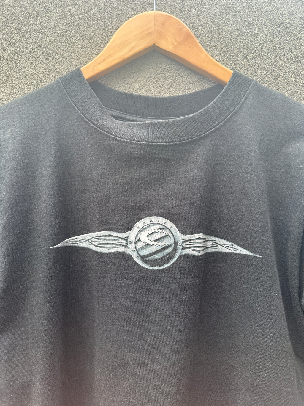 Vintage Oakley T Shirt - M