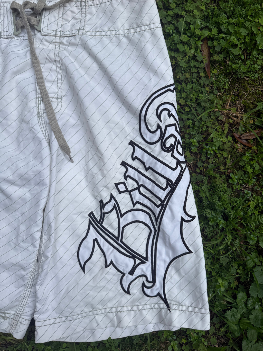 Pinstripe Billabong SpellOut - 30