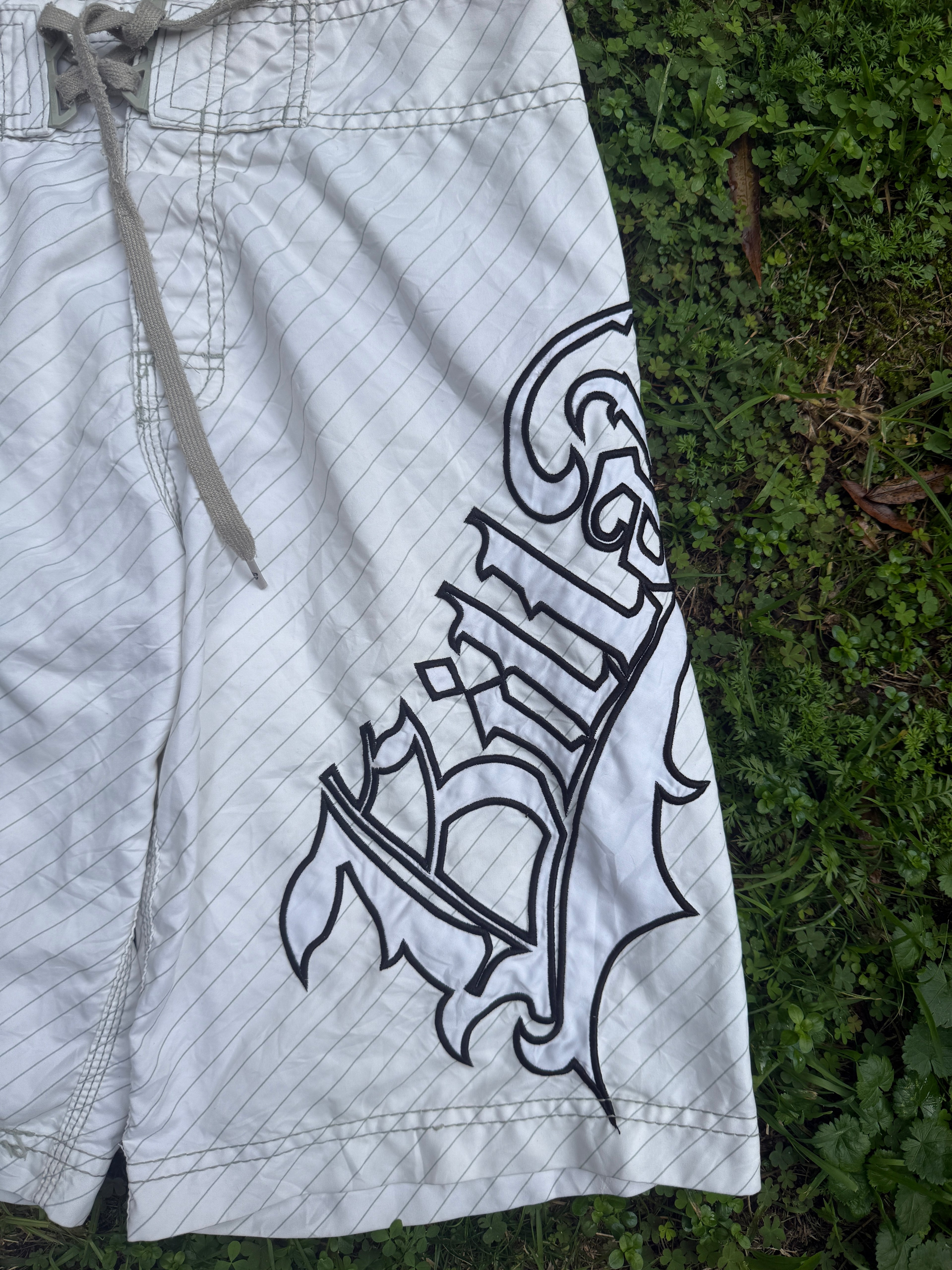 Pinstripe Billabong SpellOut - 30