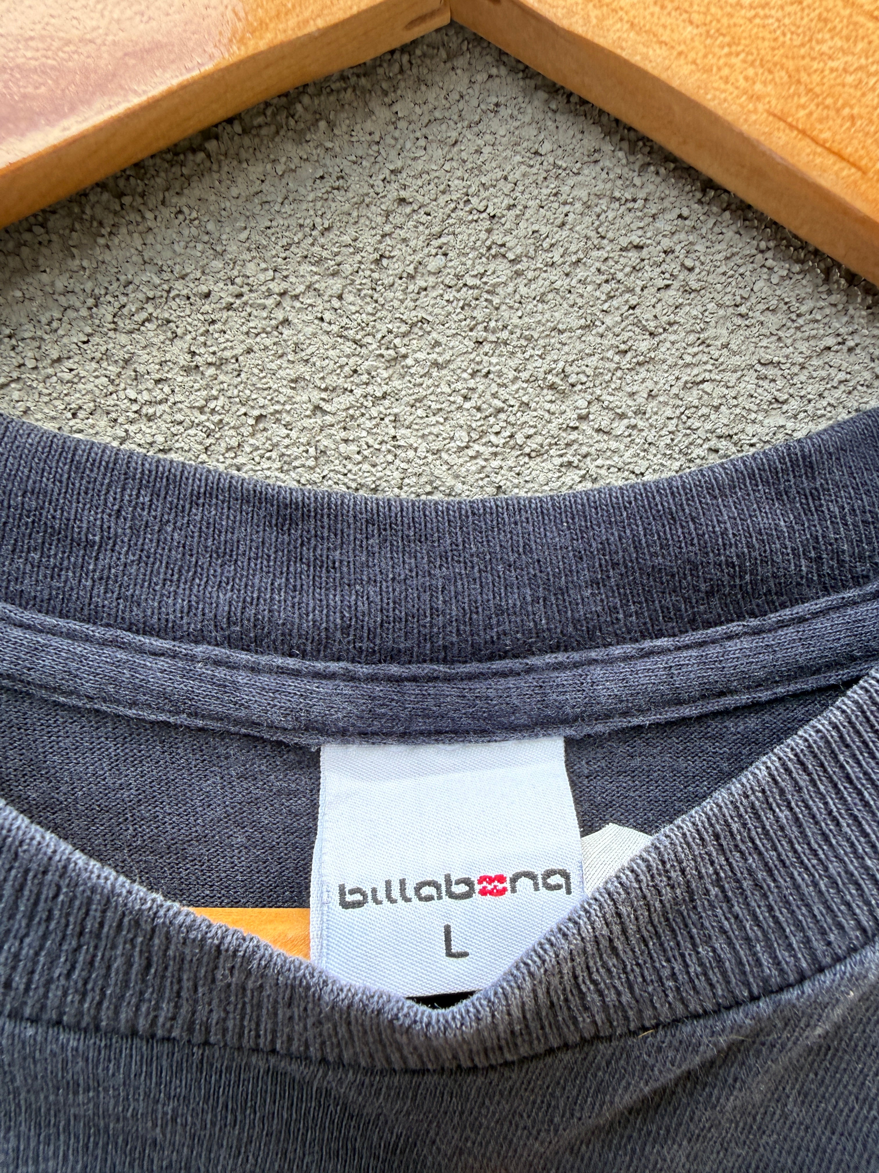 Vintage Billabong T Shirt - L