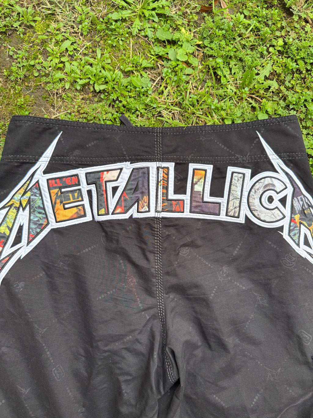 Vintage Metallica x Billabong - 34