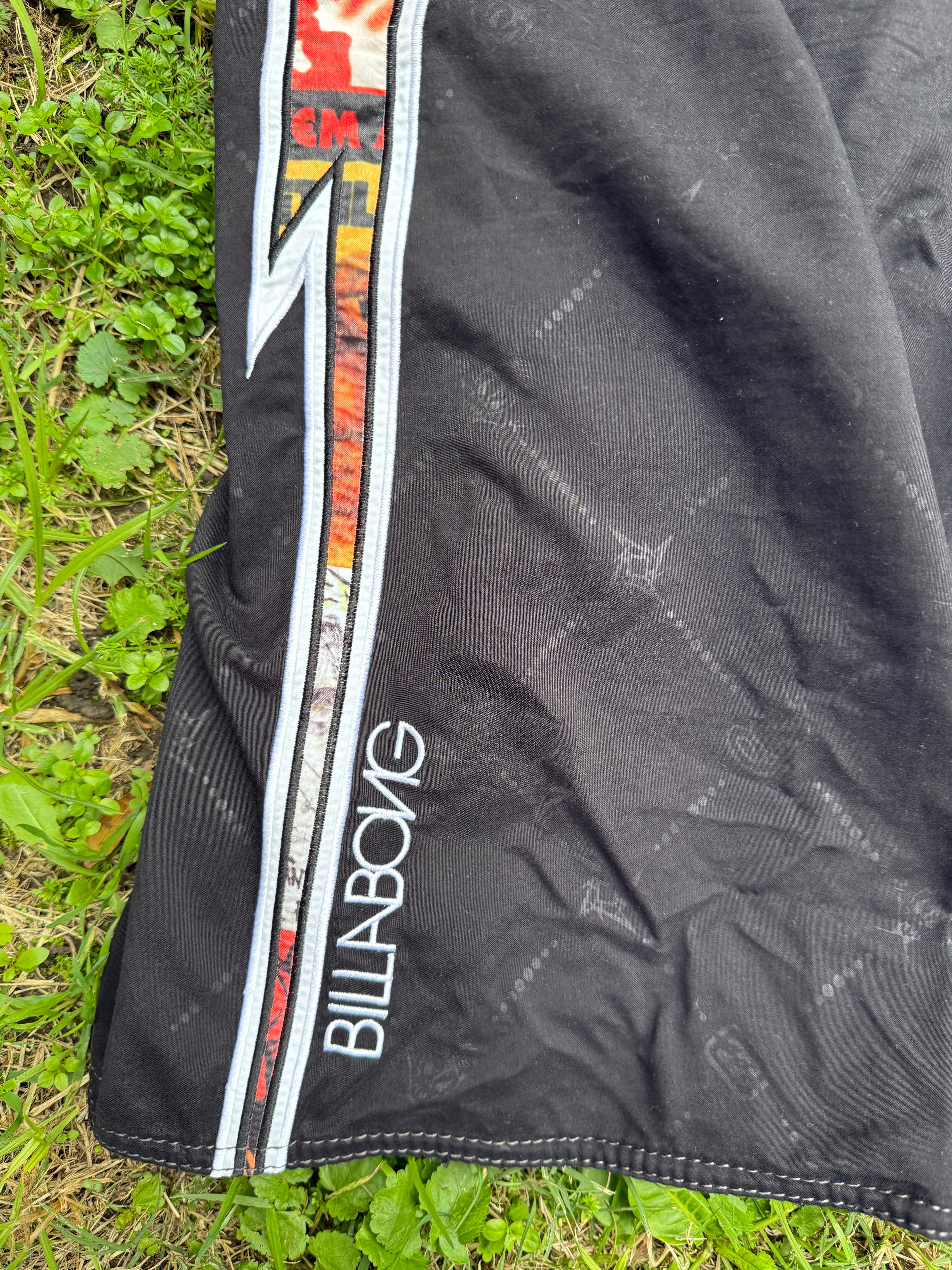 Vintage Metallica x Billabong - 34