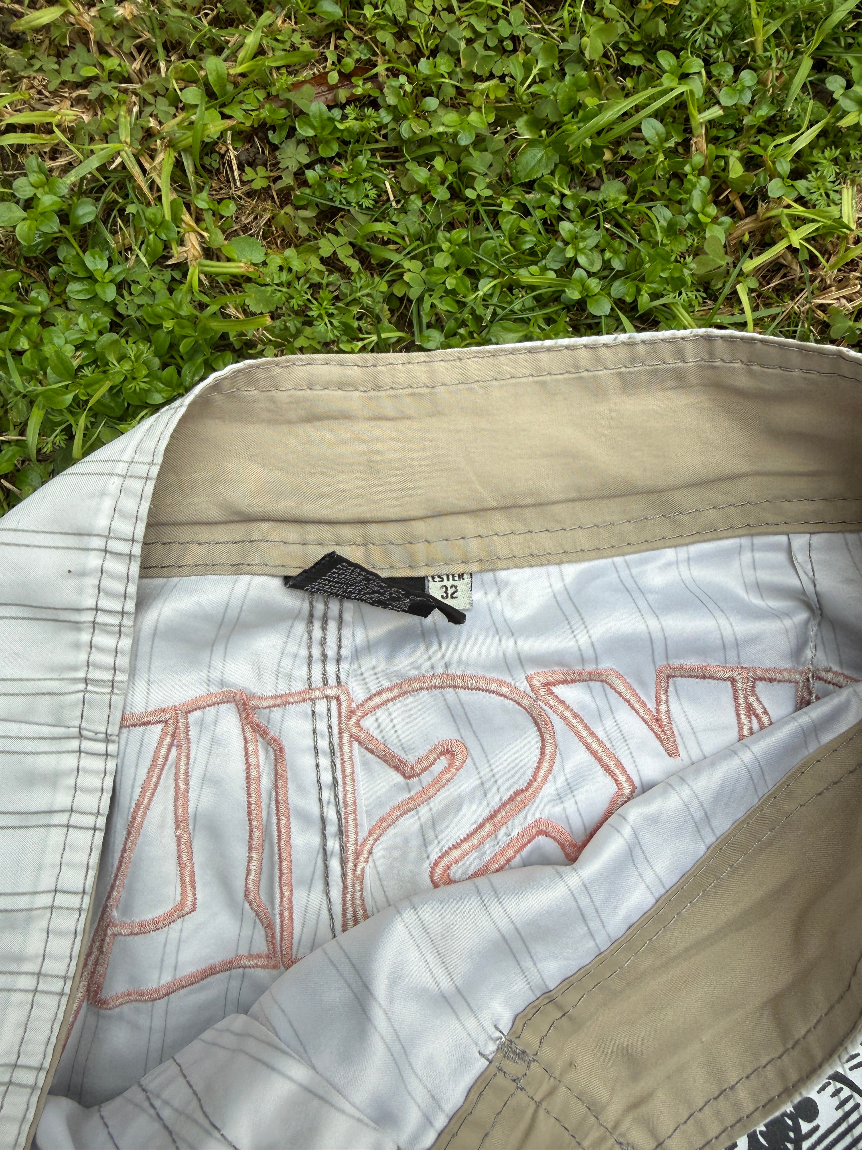 Pinstripe Quicksilver SpellOut - 32