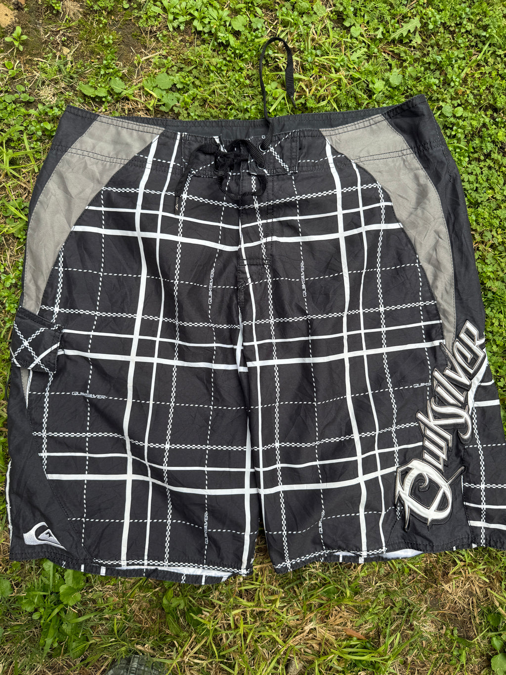 Quicksilver Boardies - 33/34