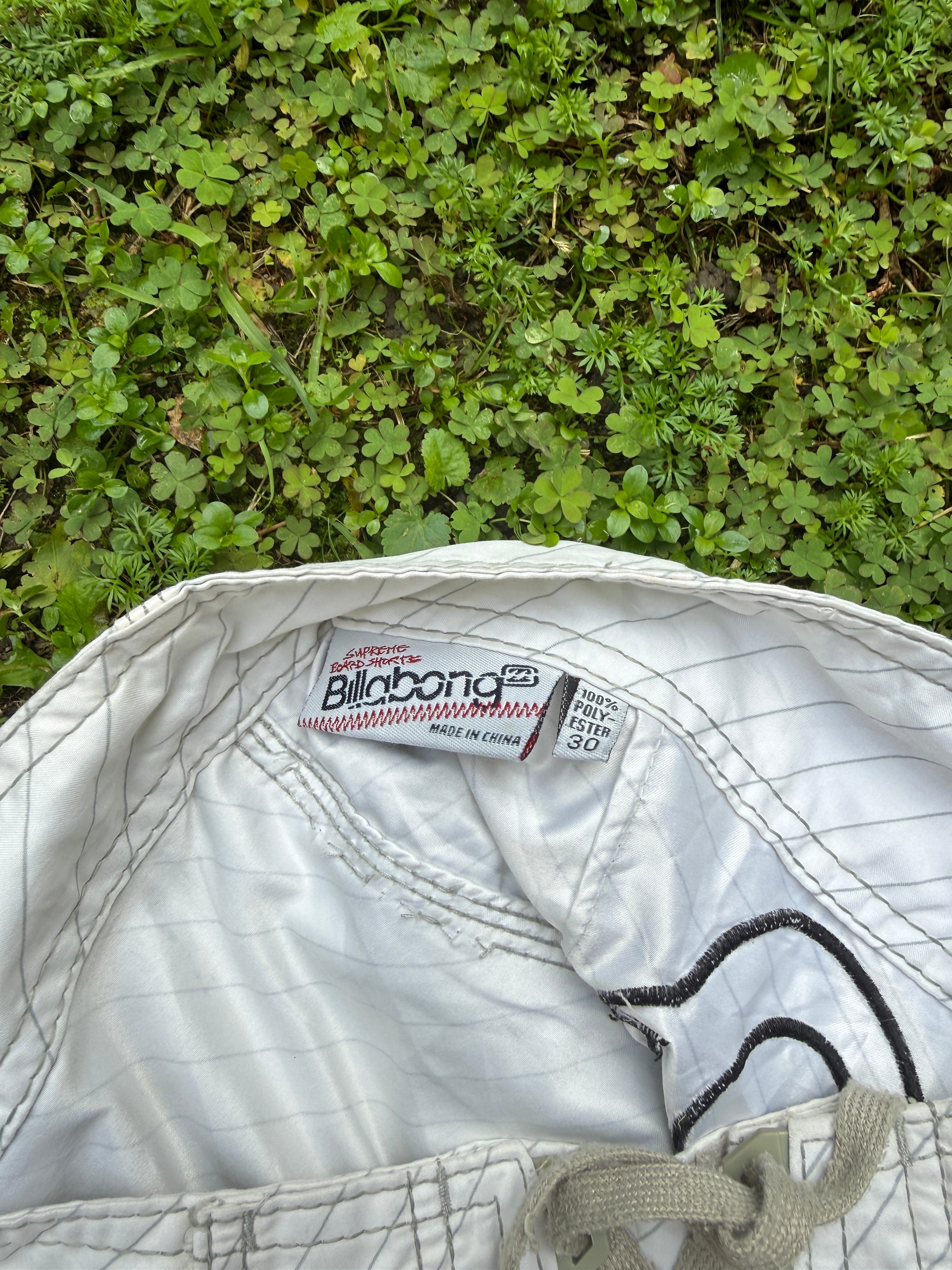 Pinstripe Billabong SpellOut - 30