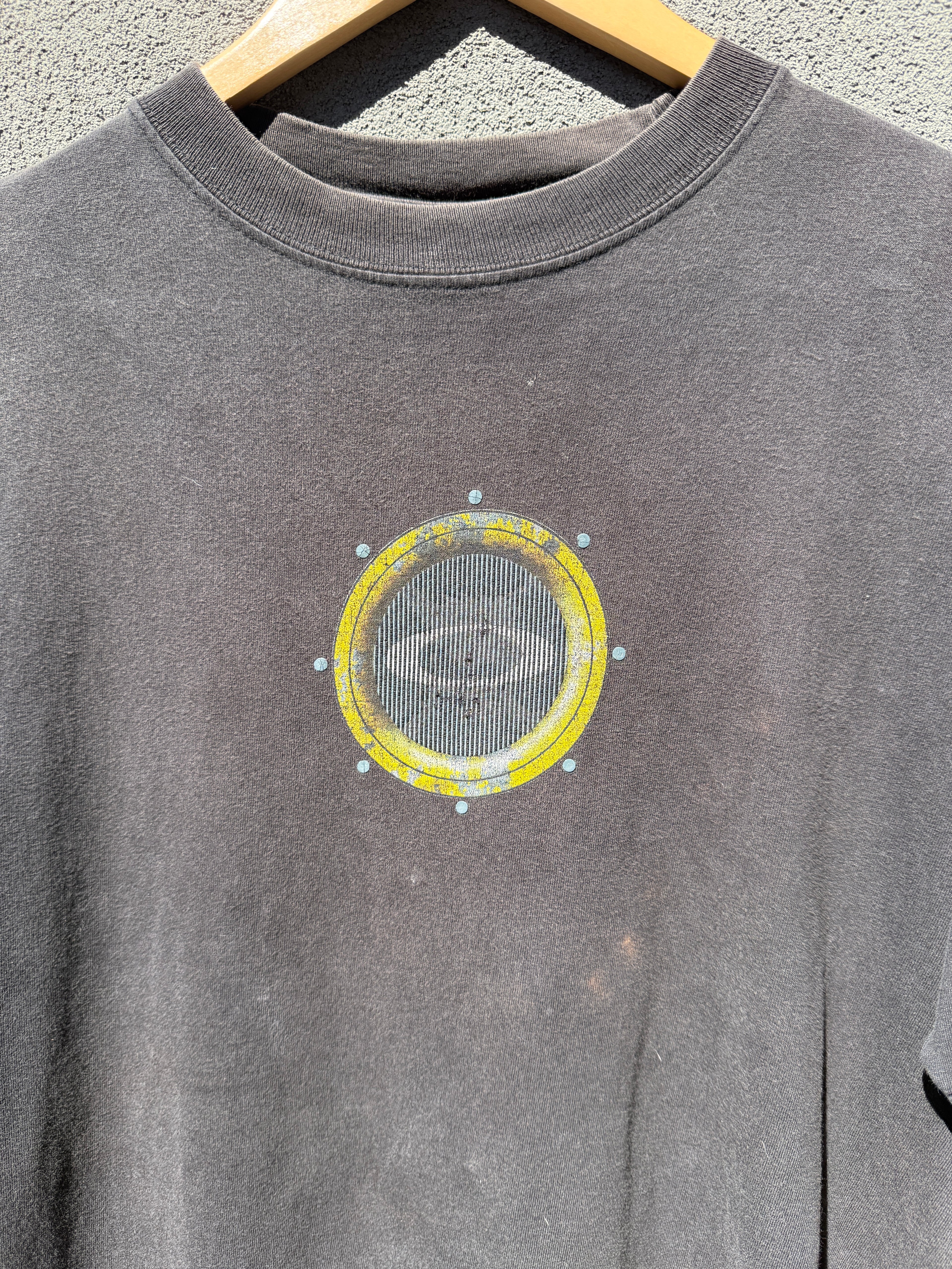 Vintage 90s Oakley T Shirt - L