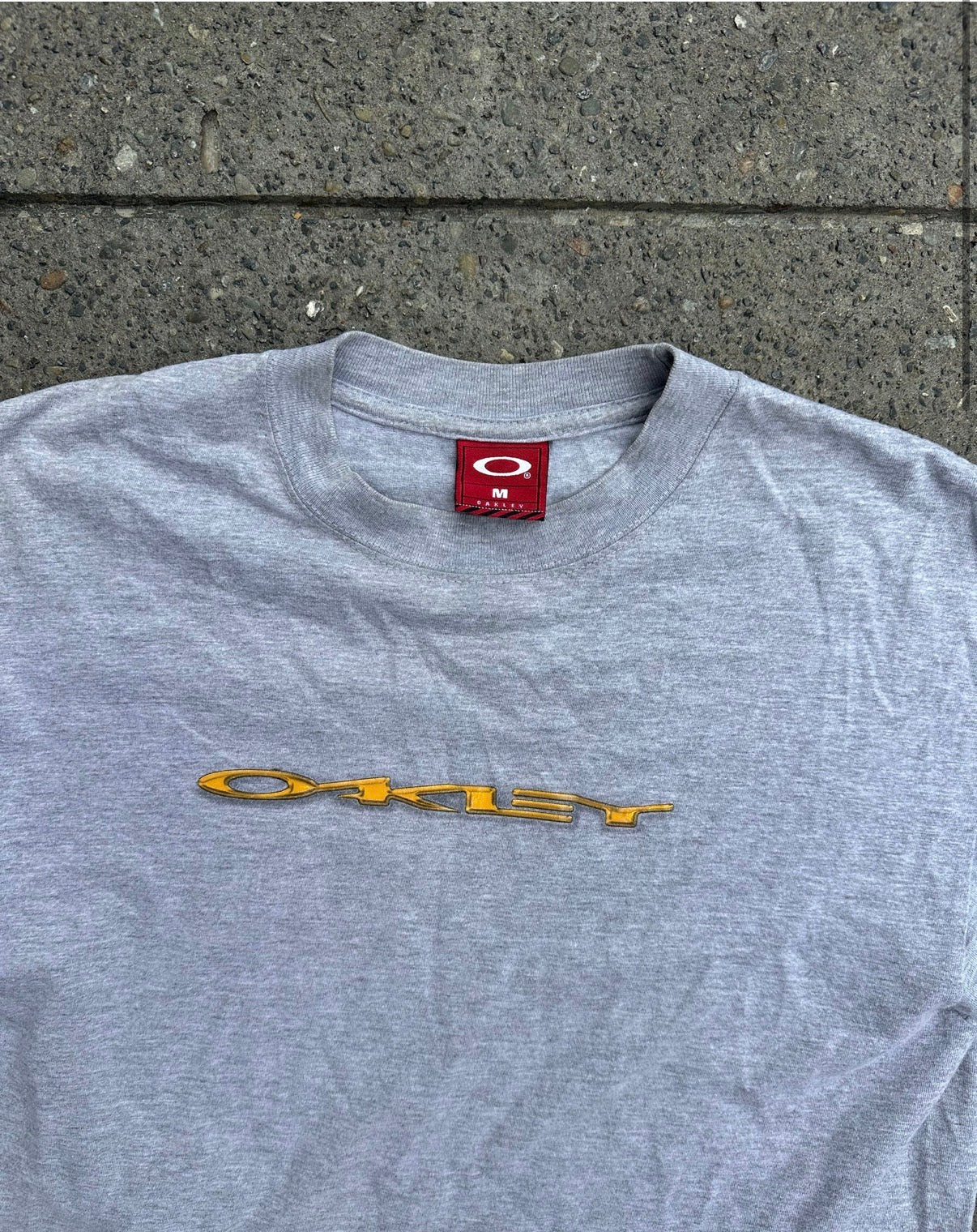 90s Oakley Spell Out - Medium