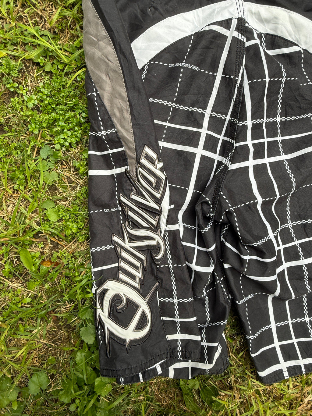 Quicksilver Boardies - 33/34