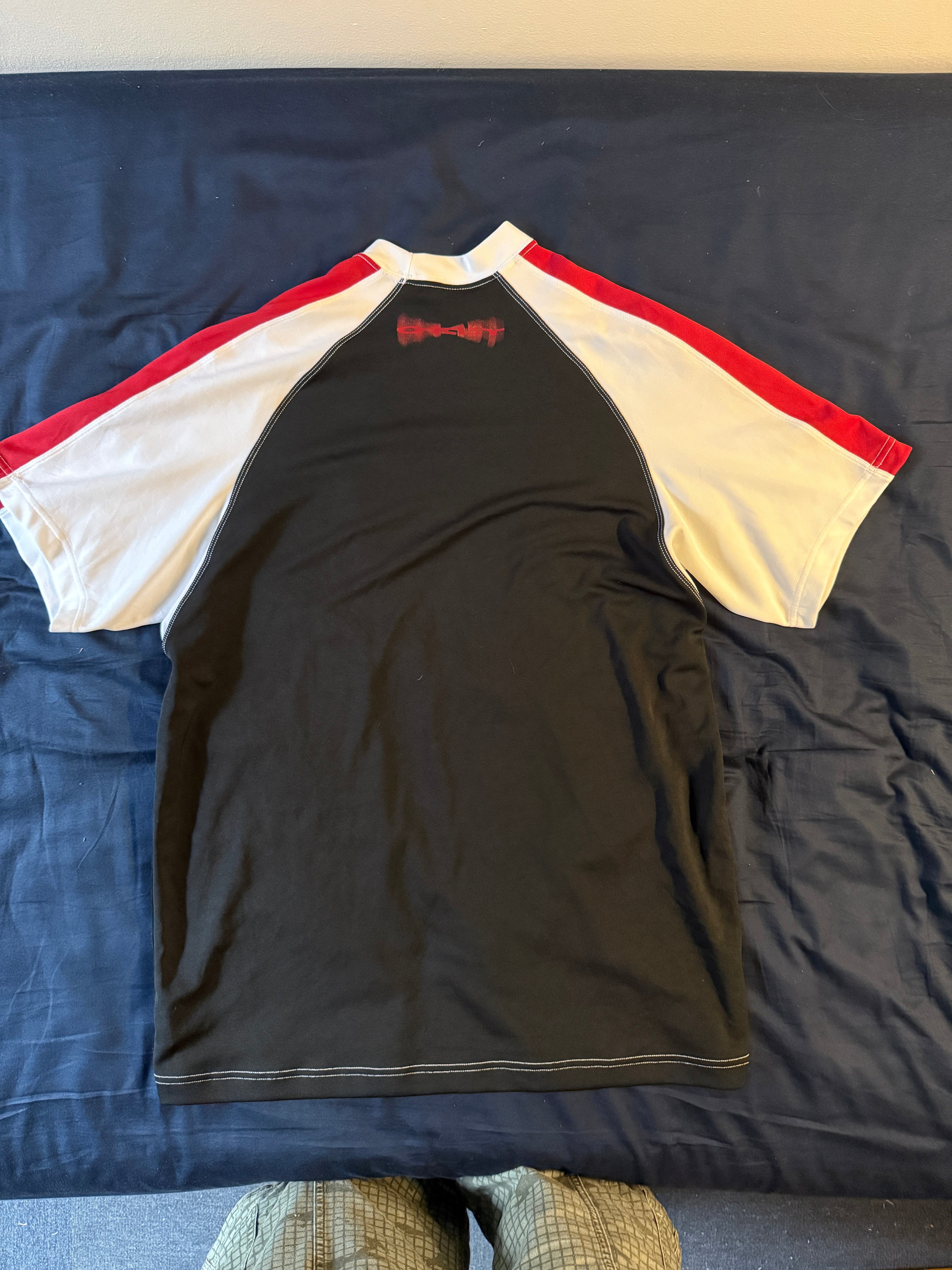 Vintage Three Tone Oakley T Shirt - L