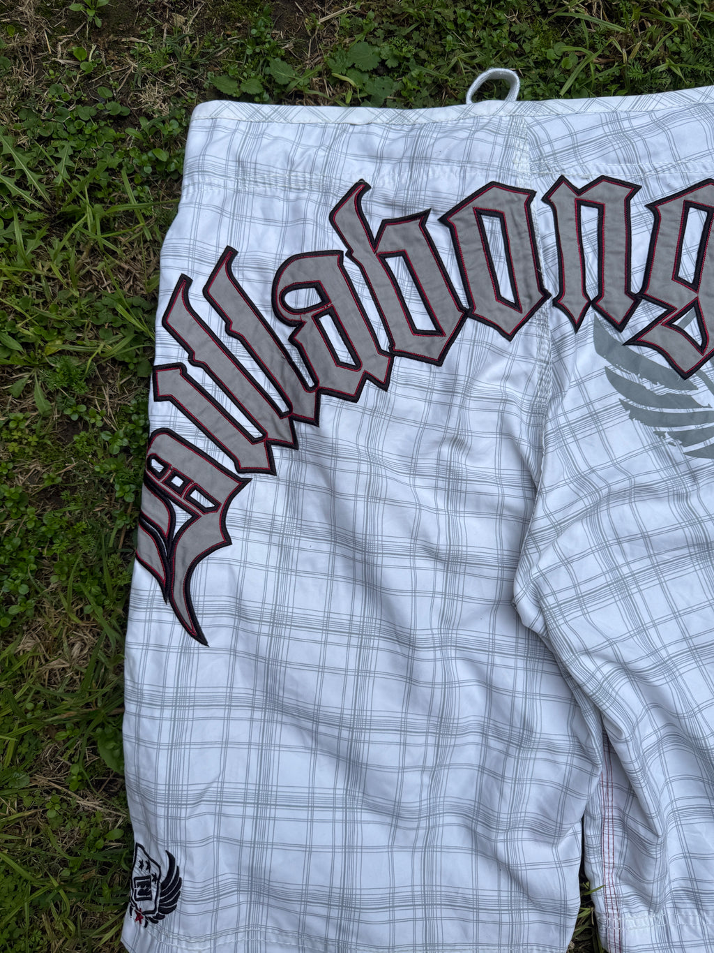 White Billabong SpellOut - 32