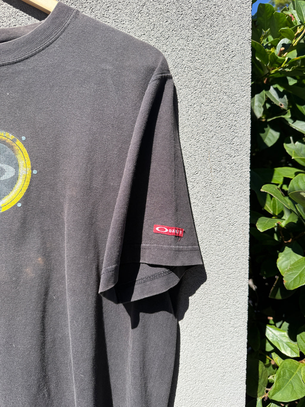 Vintage 90s Oakley T Shirt - L
