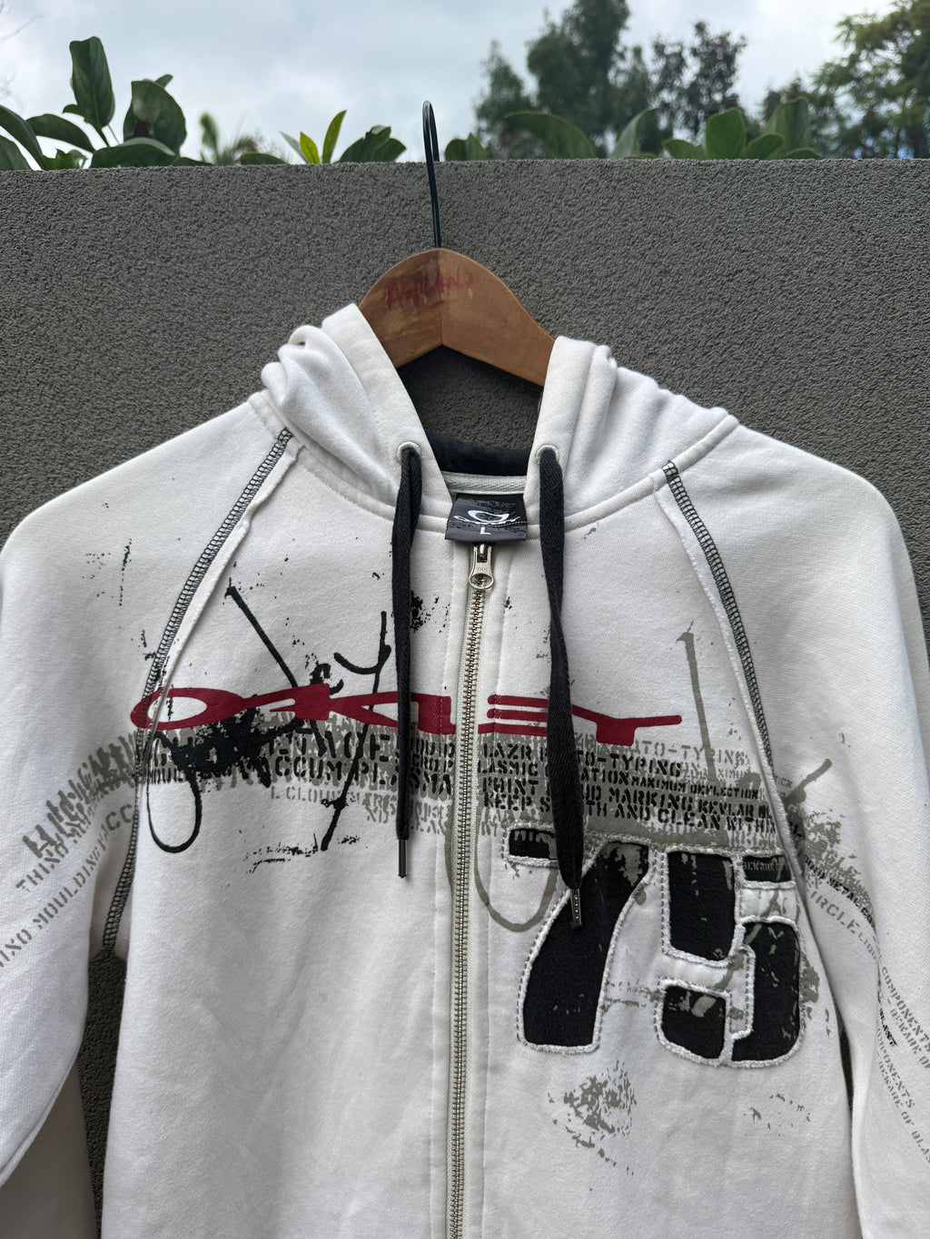 Vintage Oakley Hoodie - L