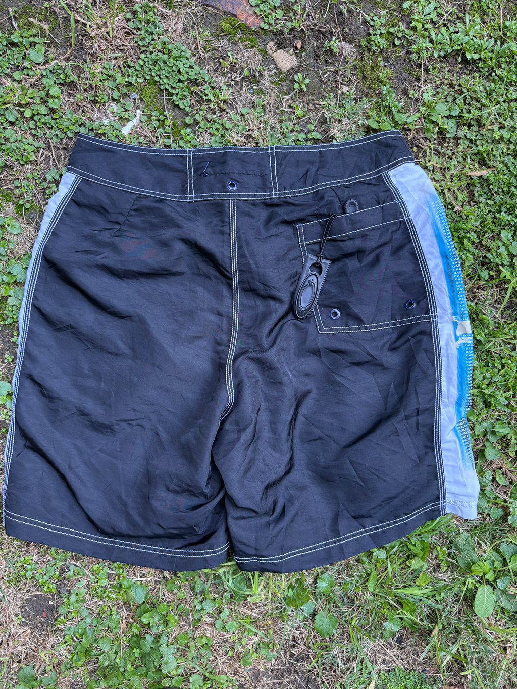 RARE Oakley Skull Boardies - 34