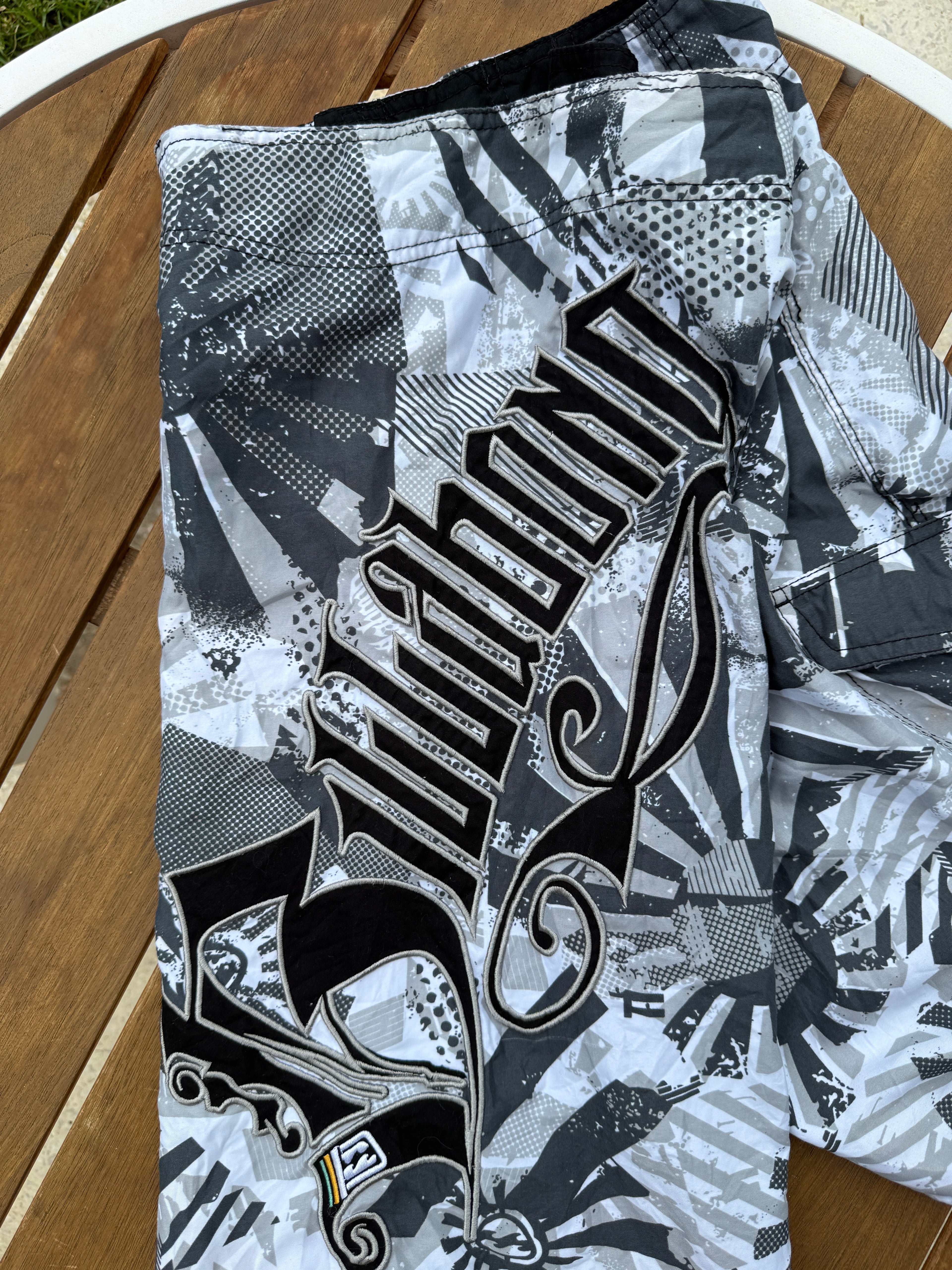 Billabong Camo Spell Out - 34