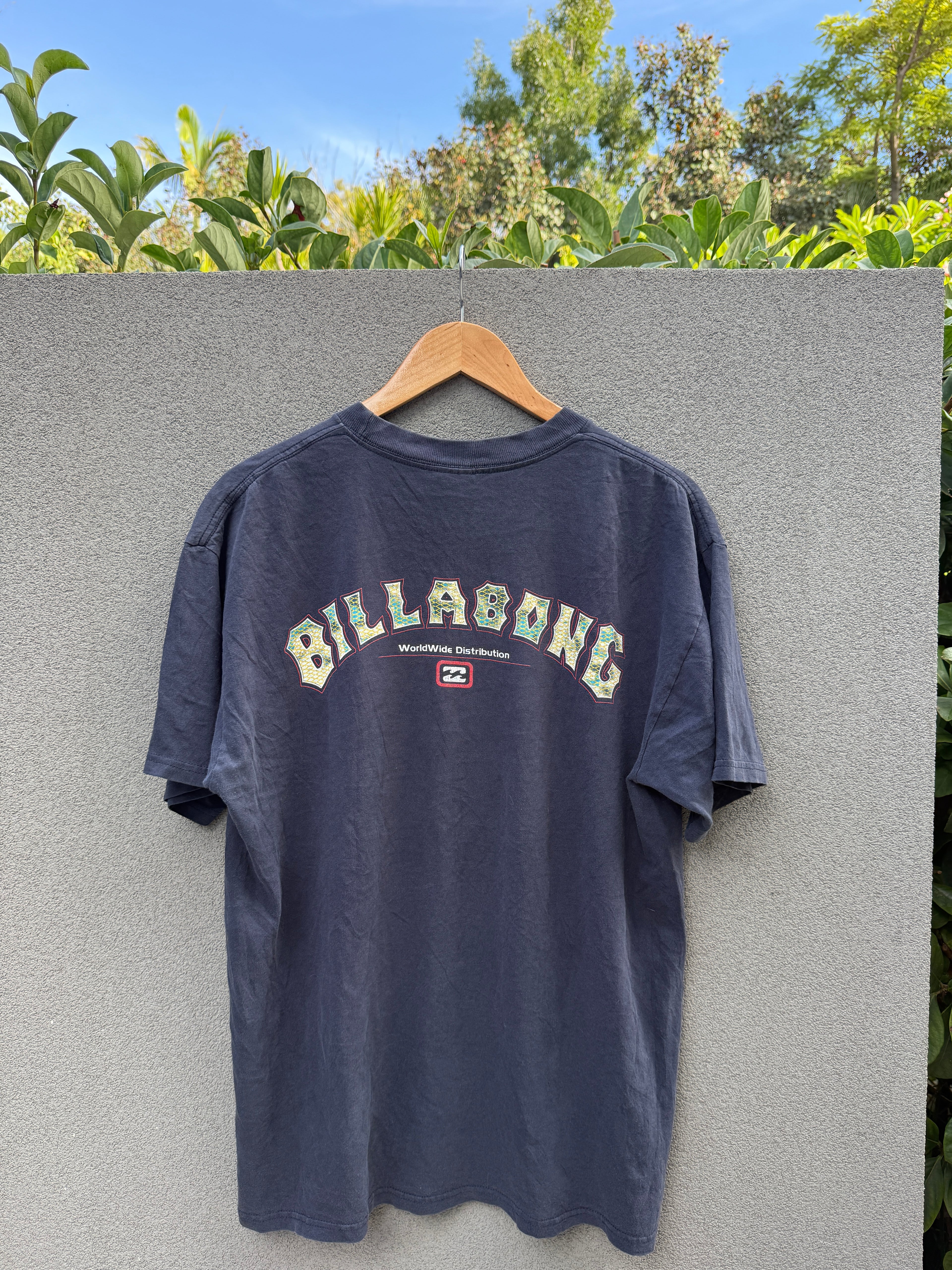 Vintage Billabong T Shirt - L