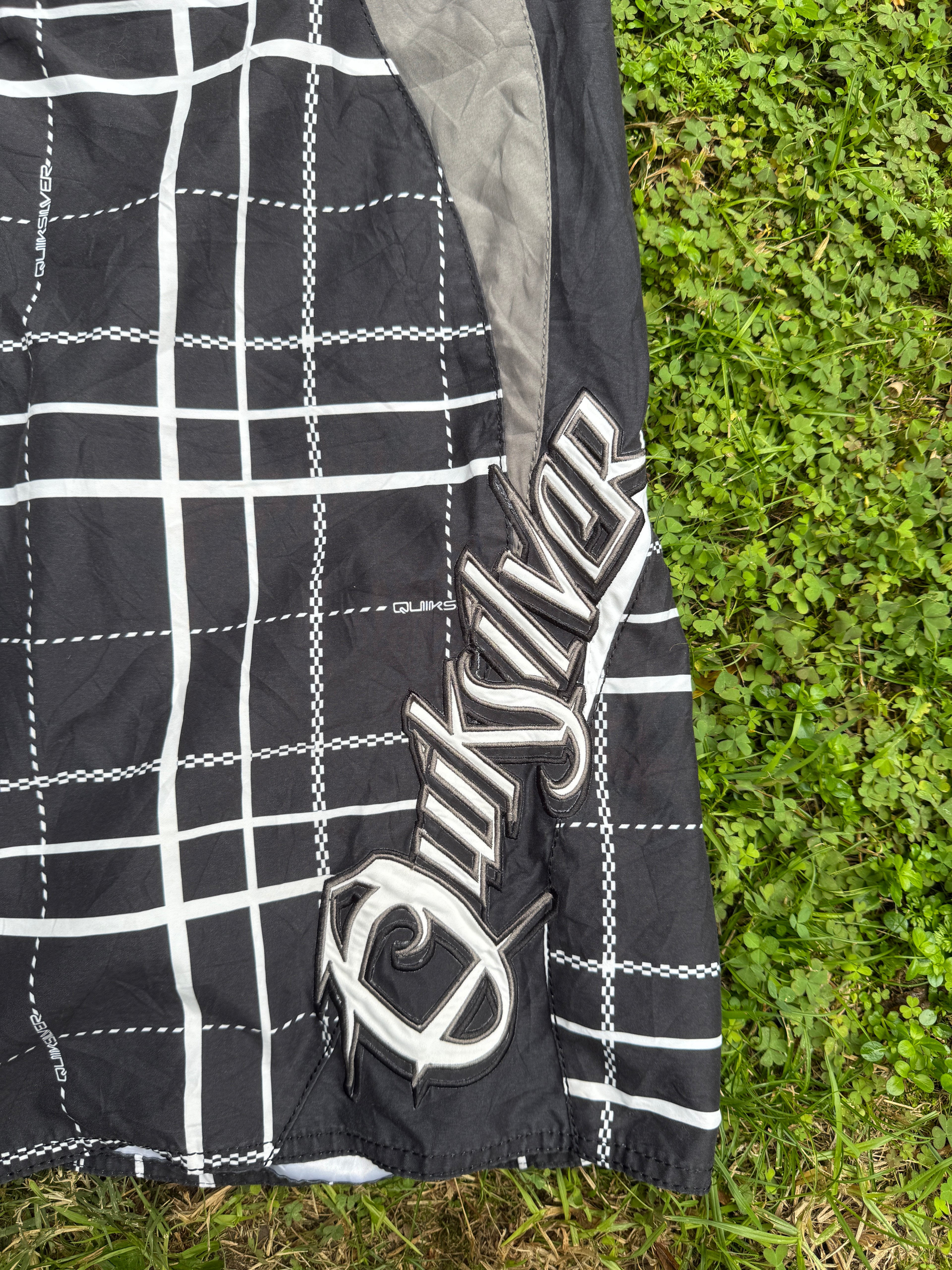 Quicksilver Boardies - 33/34