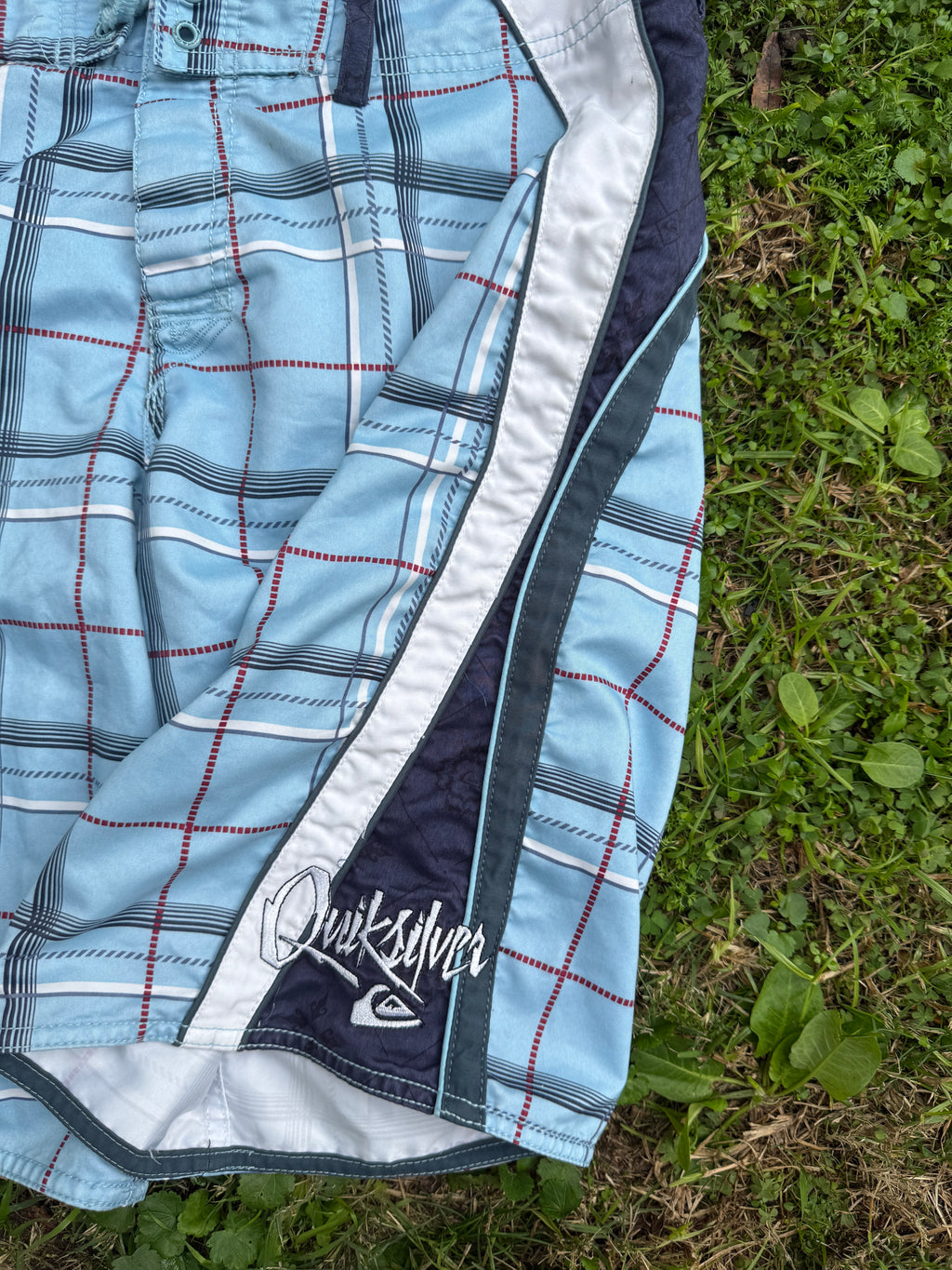 Vintage Quicksilver Boardies - 32