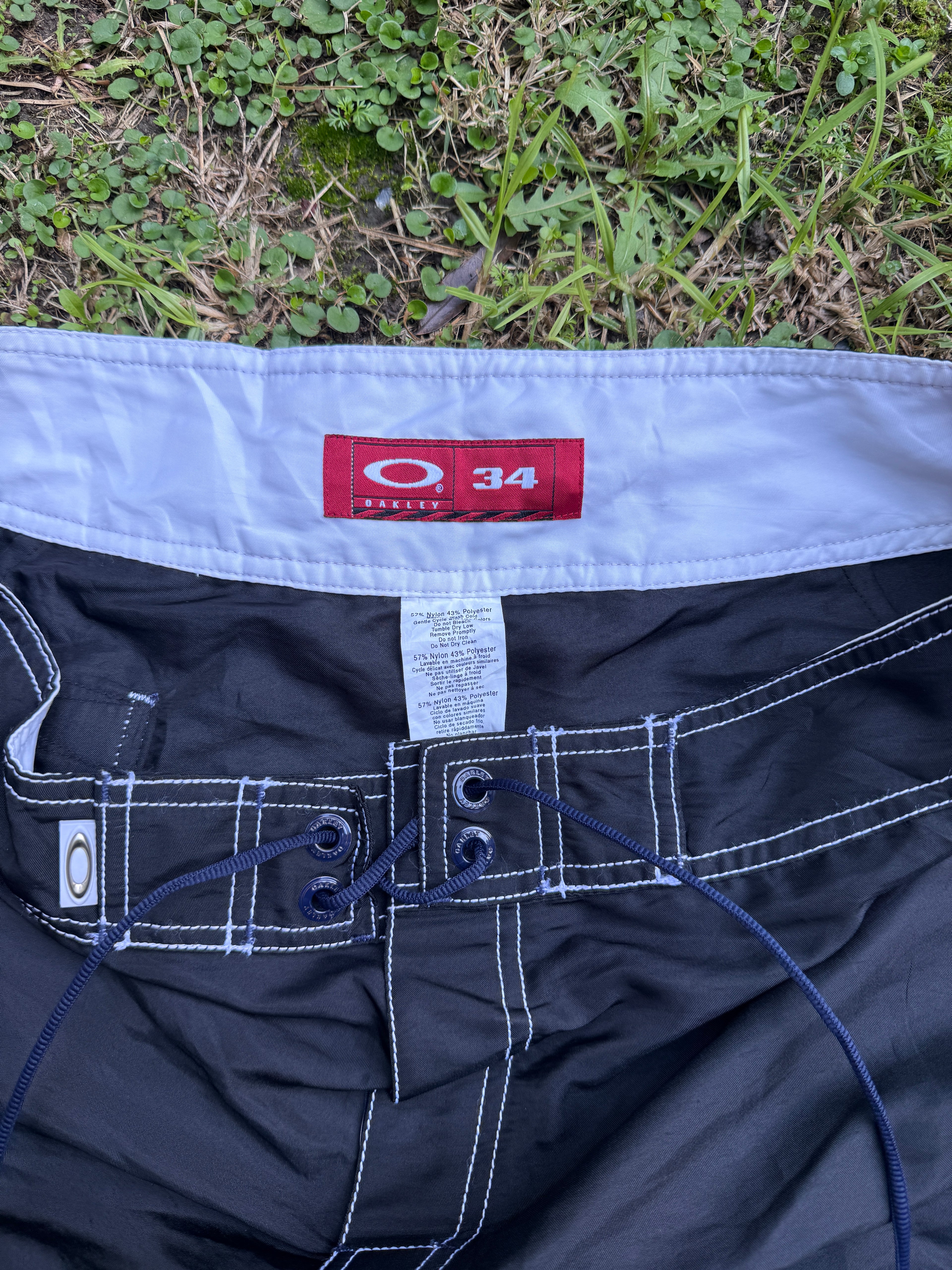 RARE Oakley Skull Boardies - 34