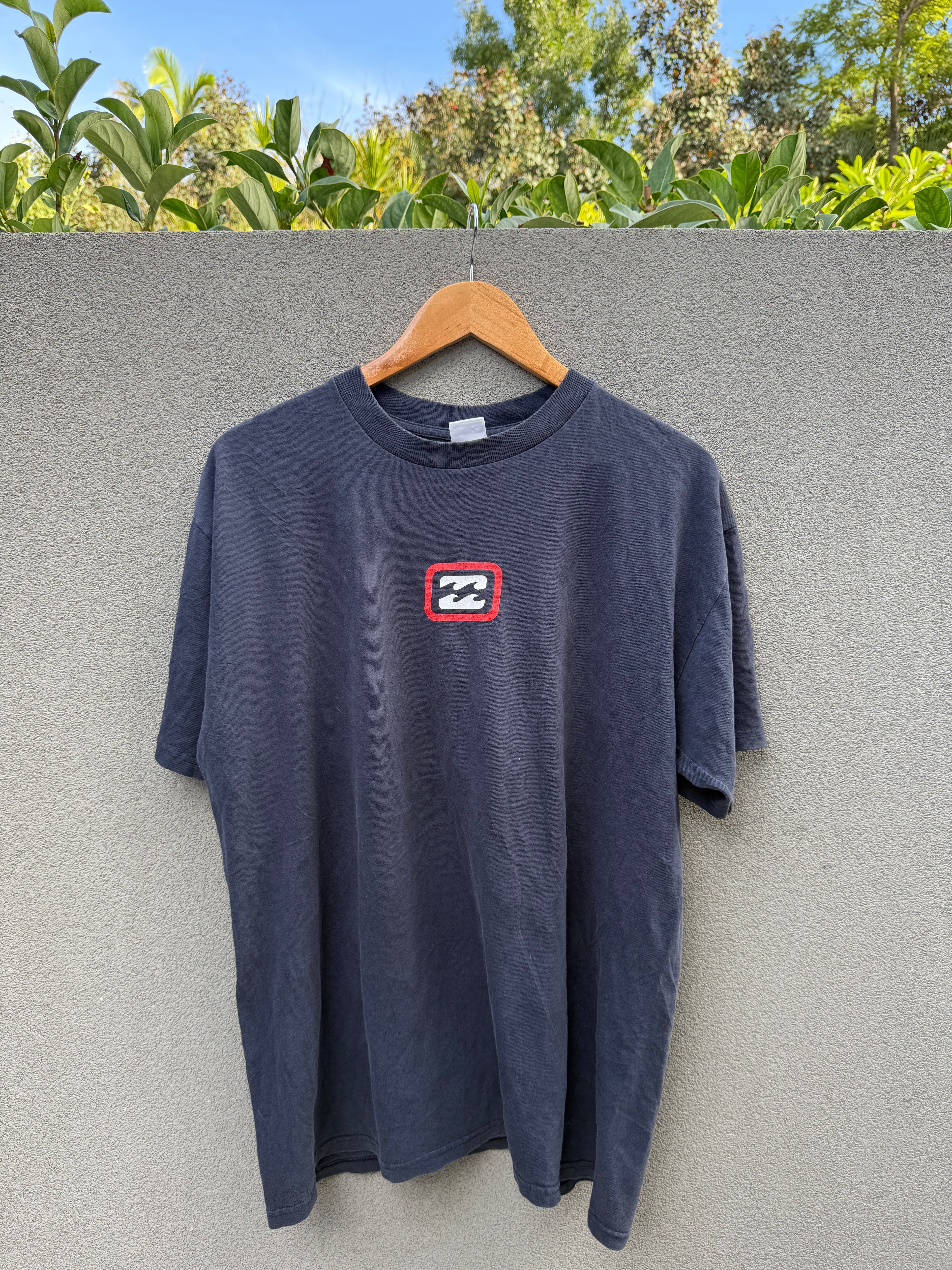 Vintage Billabong T Shirt - L