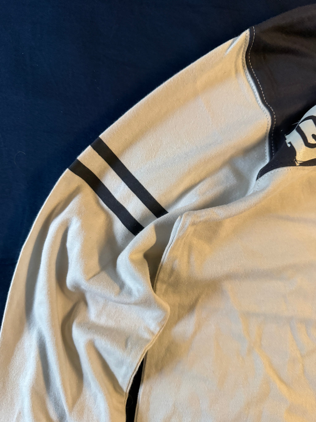 BNWT Vintage Quicksilver Long Sleeve - M