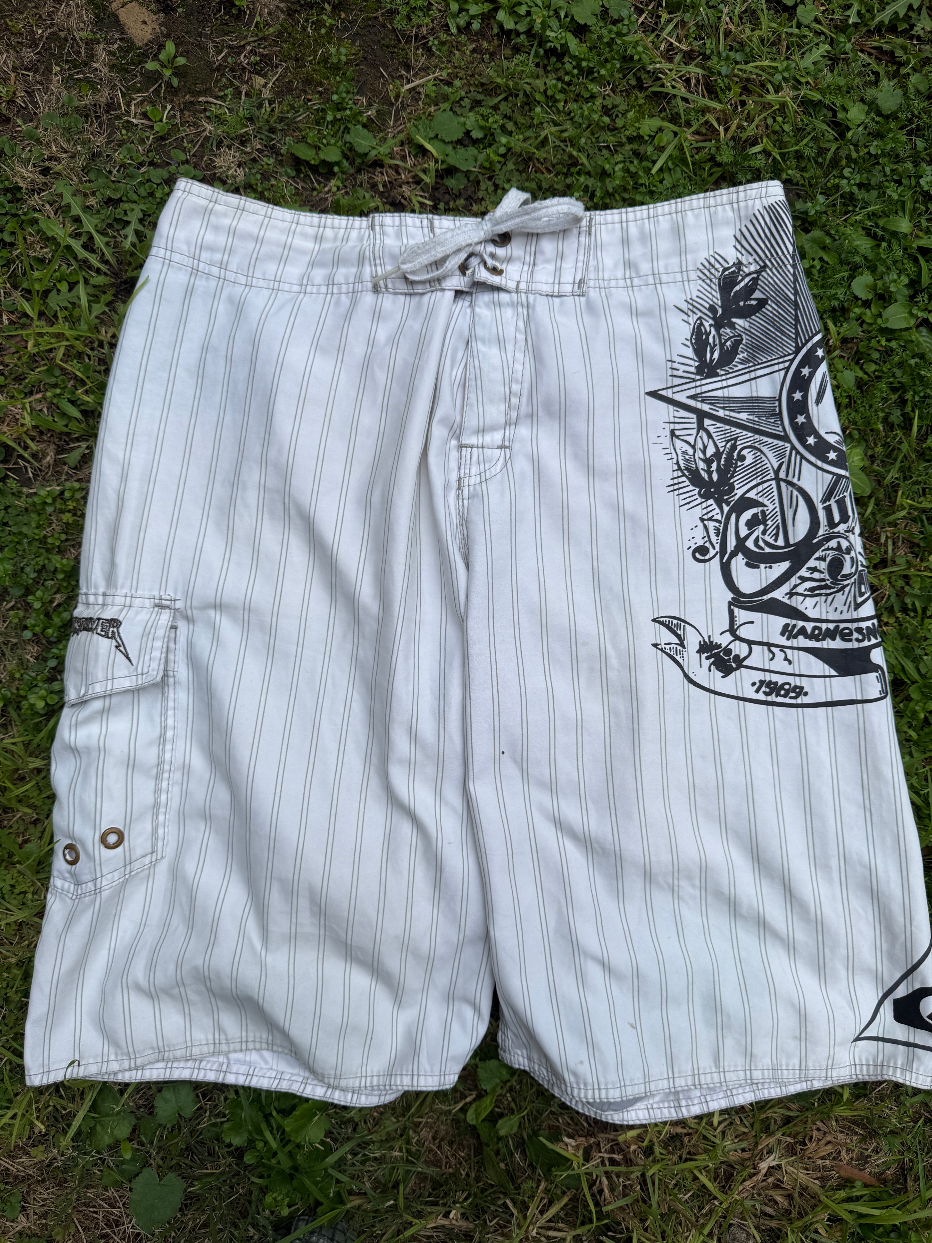 Pinstripe Quicksilver SpellOut - 32
