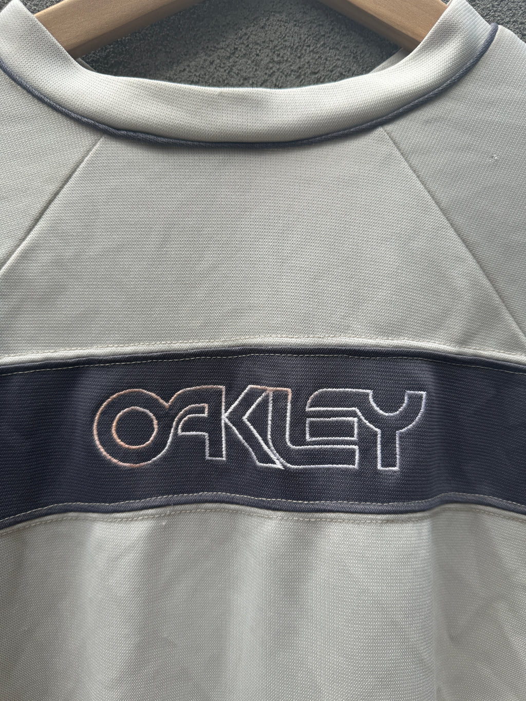 Vintage Oakley Sweater - M