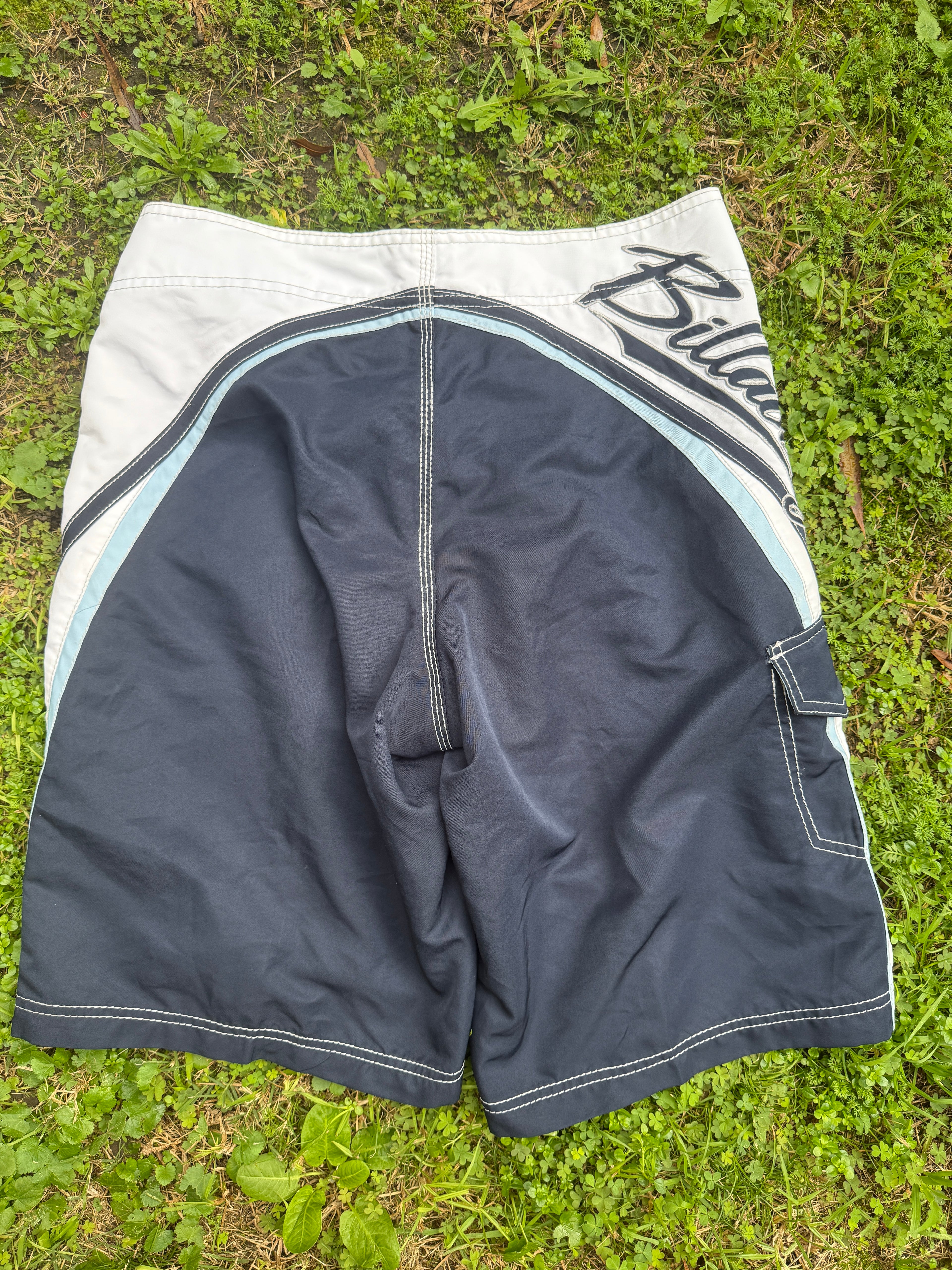 Three Tone Vintage Billabong - 32
