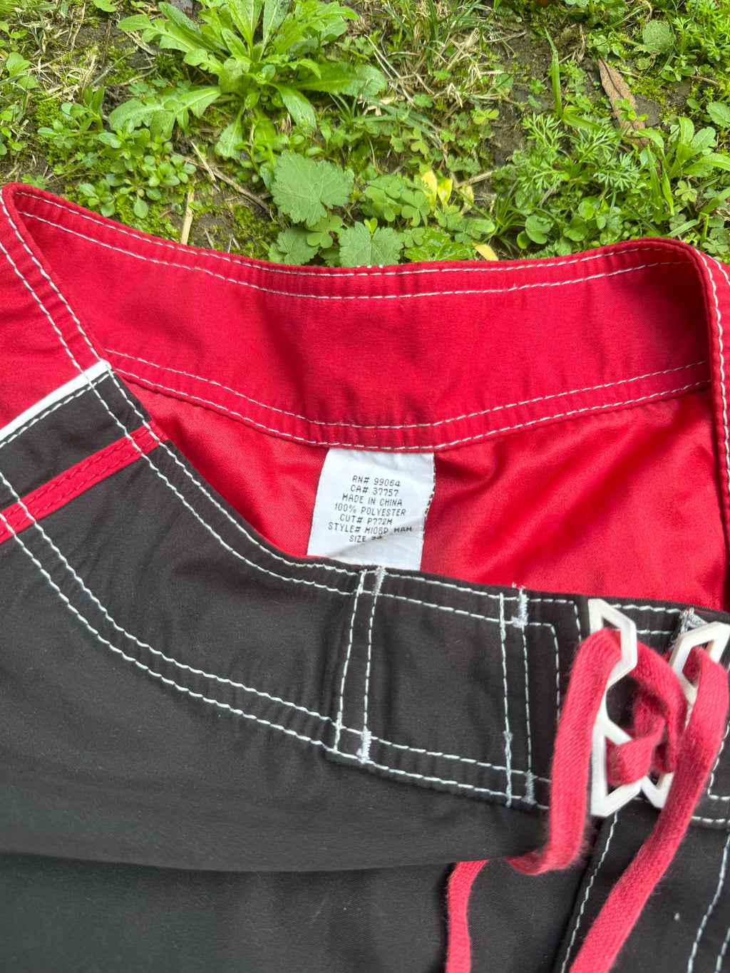 Vintage Billabong Boardies - 33/34